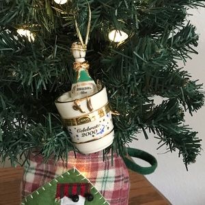 ‼️SALE‼️🎄Lenox Champagne On Ice Trinket box Ornament 🎄